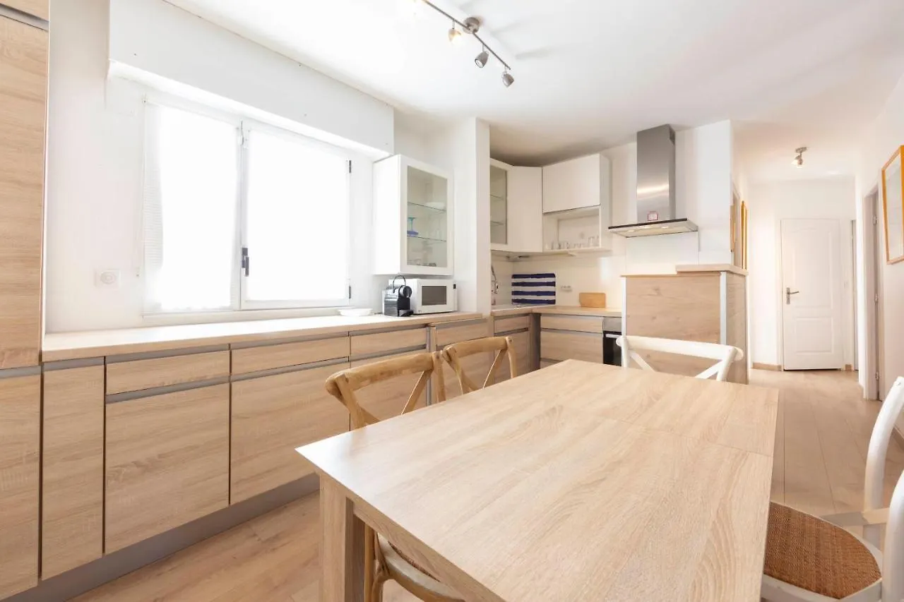 Daire Paradise Cannes Center With Pool And Park Villa Le Lys Fransa