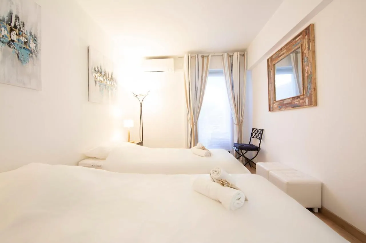 Daire Paradise Cannes Center With Pool And Park Villa Le Lys